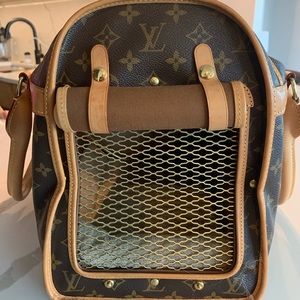 louis vuitton sac chien 40 dog carrier
